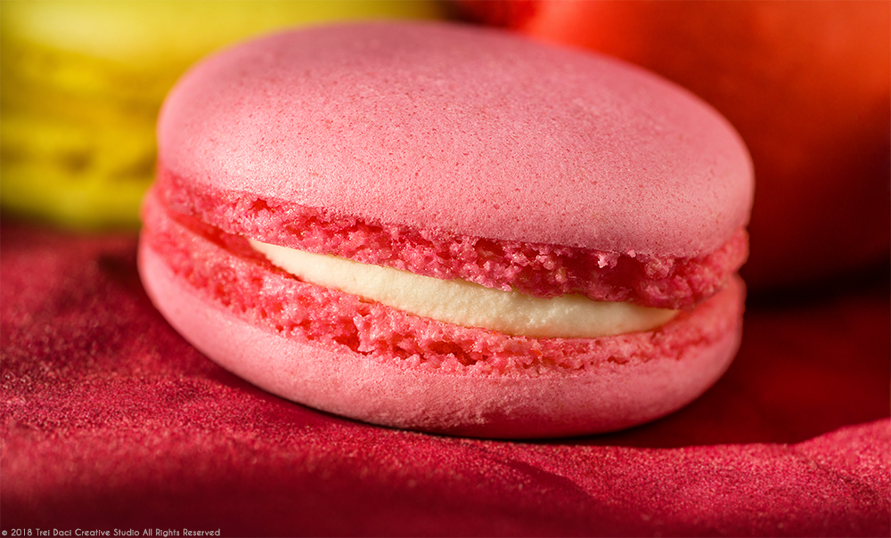 Macaroon cu aroma de zmeura